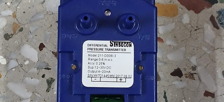 Sensocon SERIES 211-D015P-3 Differential Pressure Transmitter 