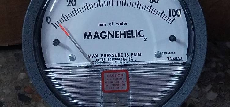 DWYER OMEGA Magnehelic DIFFERENTIAL PRESSURE Gauge From Rice Whitener Machine