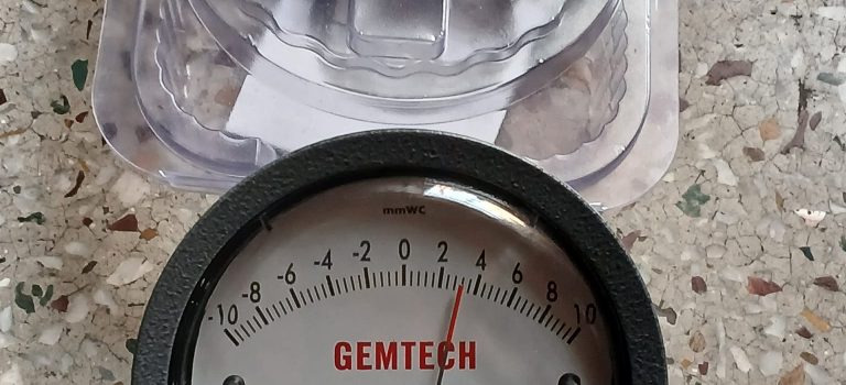 POPULAR GEMTECH Differential Pressure Gauge Delhi From Industrial Area Jejuri Maharashtra India